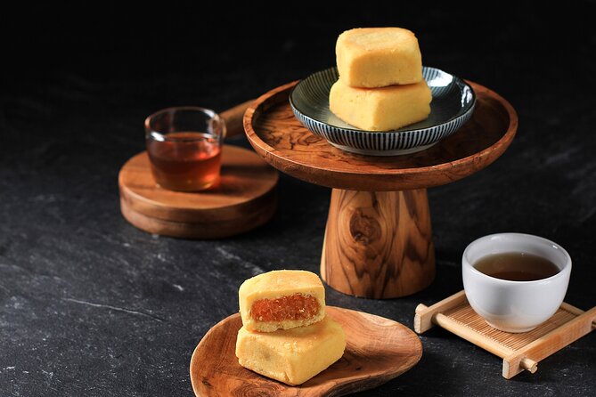 Sweets to Streets: 6HR Taipei Adventure With Pineapple Cake DIY