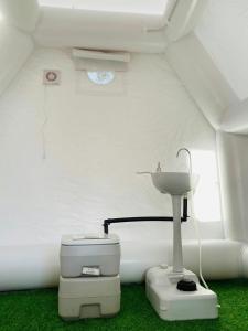 Taj Mahal 2 Upgraded Hex Bubble - Facilities and Amenities