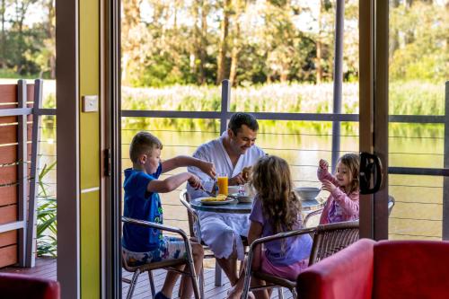 Tall Timbers Tasmania - Property Overview