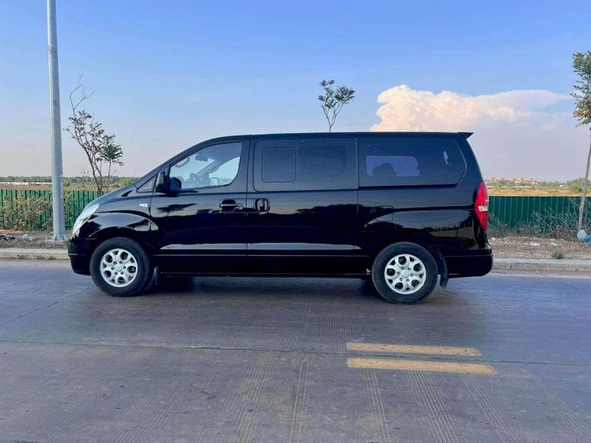Taxi From Phnom Penh to Siem Reap Province Cambodia Private