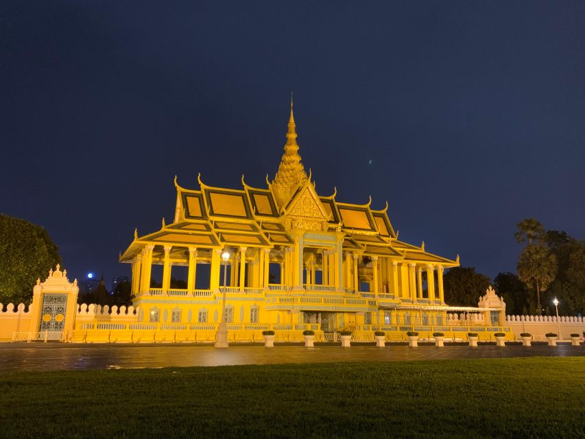 Taxi Siem Reap to Phnom Penh With English Speaking Driver