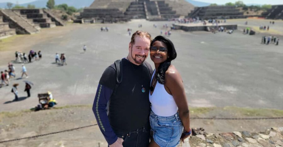 Teotihuacan Tour+Breakfast in Cave+Pickup From CDMX