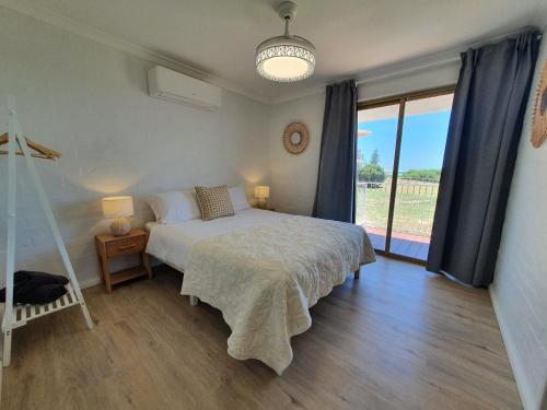 The African Reef - Property Overview
