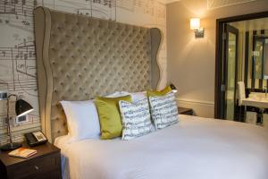 The Ampersand Hotel - Small Luxury Hotels of the World - Hotel Overview and Location