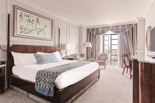 The Charleston Place - Hotel Location and History