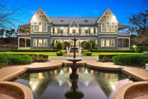 The Convent Hunter Valley Hotel - Location and Surroundings