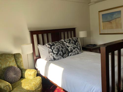 The Corner Hotel Alexandra - Hotel Overview