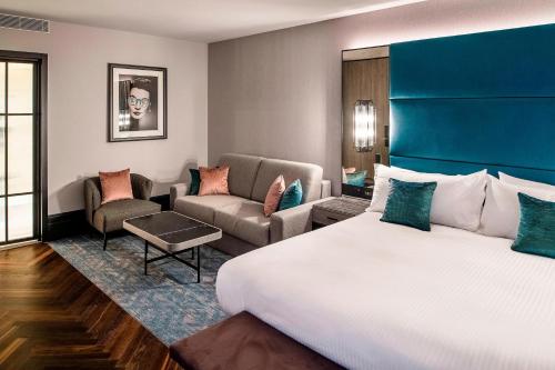 The Dixon, Tower Bridge, Autograph Collection - Convenient Location and Landmarks