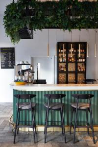 The Gate London City - Ideal Location and Accessibility