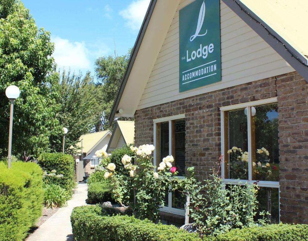 The Lodge by Manna Review