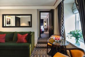 The Mayfair Townhouse - an Iconic Luxury Hotel - Overview of The Mayfair Townhouse