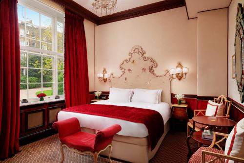 The Montague On The Gardens - Hotel Overview and Location