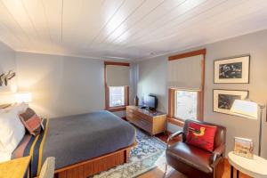 The Outlook Lodge - Hotel Overview