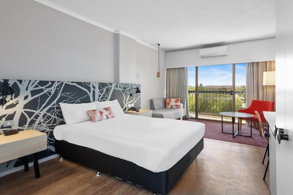 The Plaza Hotel Kalgoorlie Review
