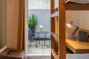 The Resident Kensington - Hotel Location and Accessibility