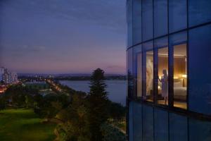 The Ritz-Carlton, Perth - Overview and Location