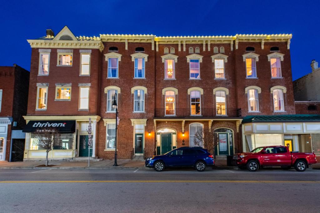 The Woodford Hotel - Hotel Overview