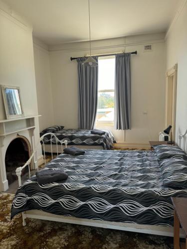 Thommos Pub - Property Overview