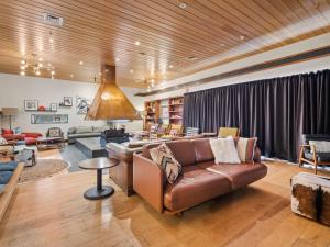 Thredbo Alpine Hotel - Dining Options
