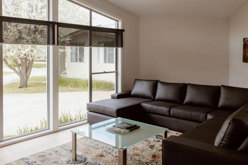 Tindarra Resort - Location and Overview