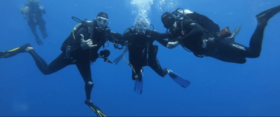 Title: La Paz: Scuba Diving - La Reynita Dive Site