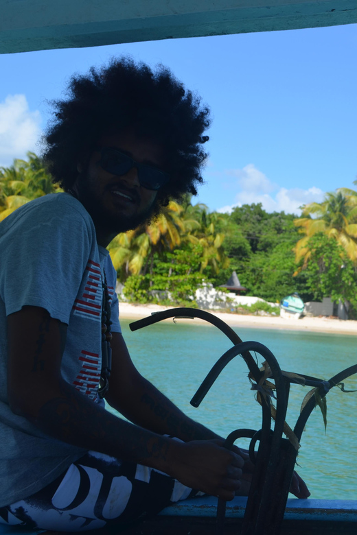 Tobago: Glass Bottom Boat & Highlights Tour