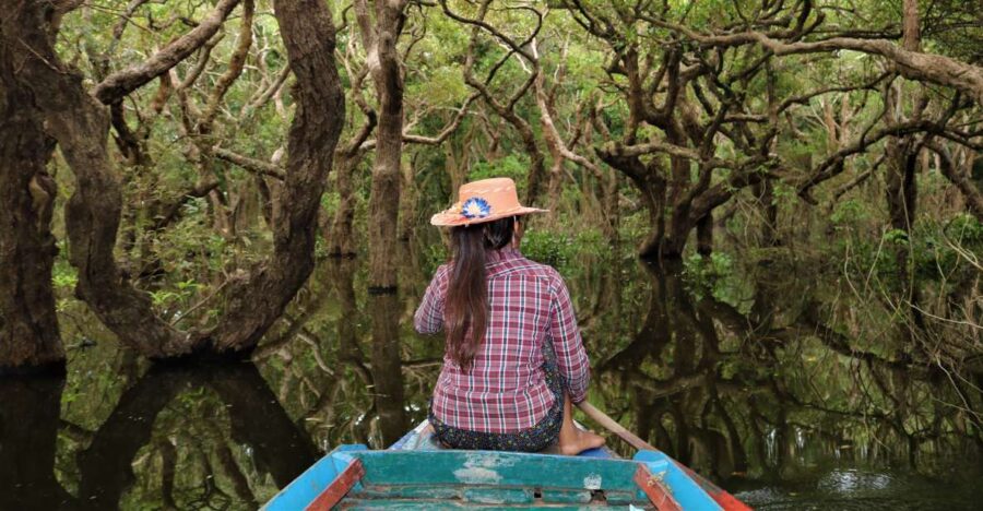 Tonle Sap Lake - Fishing Village & Flooded Forest - Overview of Tonle Sap Lake