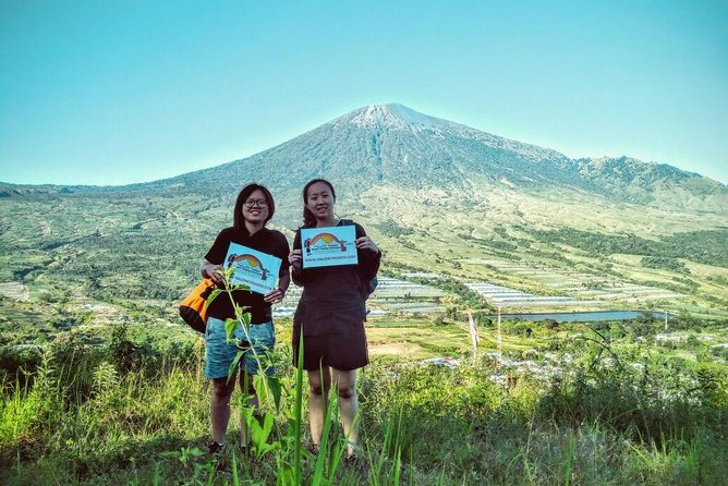 Trekking To Pergasingan Hill