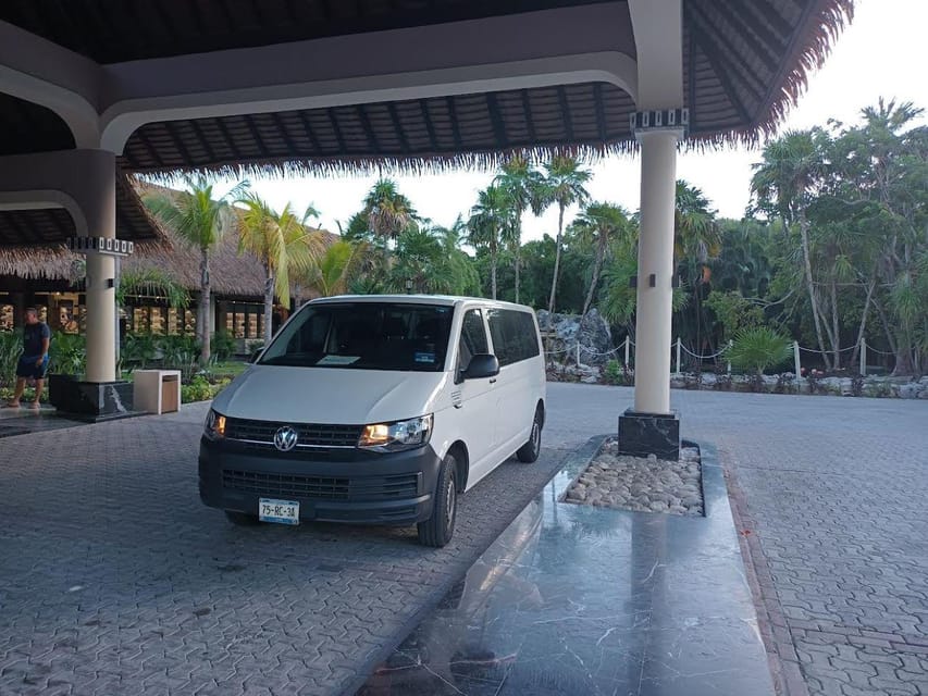 Tulum: Private Van Transfer to Cancun