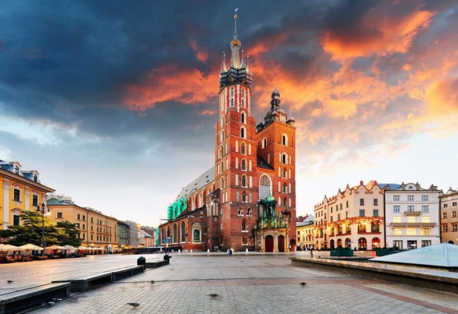 Underground Museum & Market Sq. With St. Marys Church Tour - Booking Information