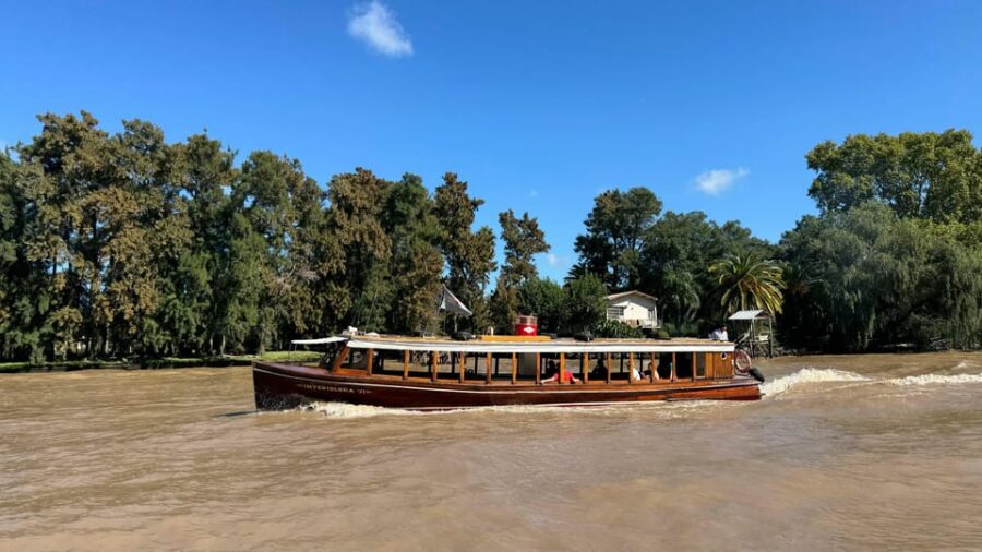 Unique Tigre and Delta Private Day Cruise Navegation