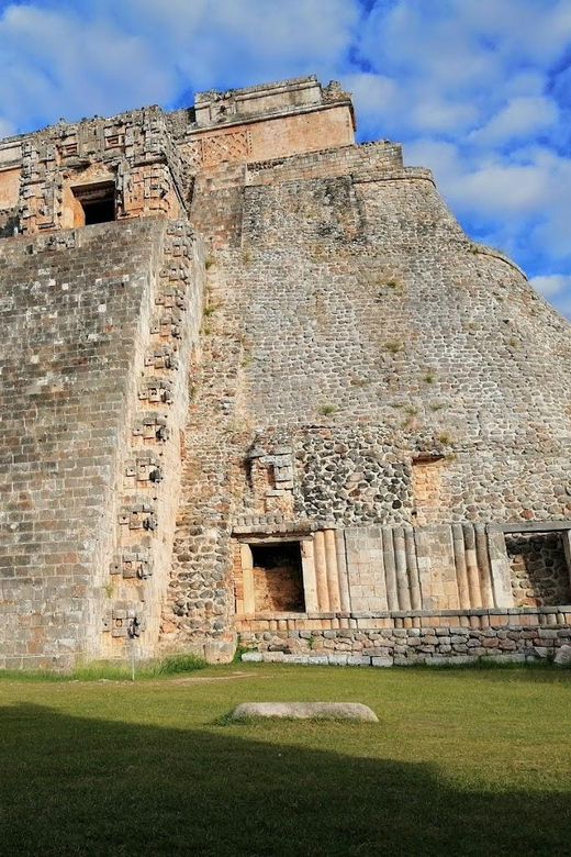 UXMAL + 2 CENOTES & HACIENDA