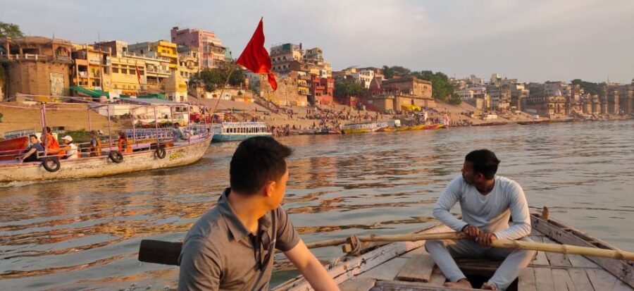 Varanasi: Private Day Tour With Ganges Boat Ride & Aarti