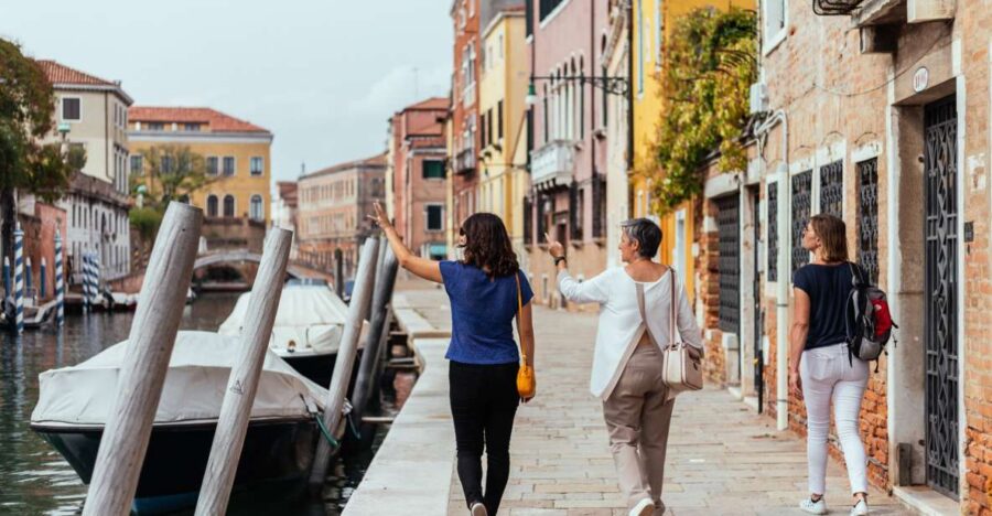 Venice: Off the Beaten Track Private City Tour