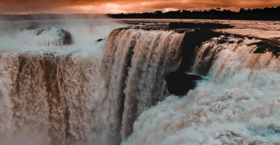 Visit the Argentine Waterfalls With a Guide - Tour Overview and Pricing