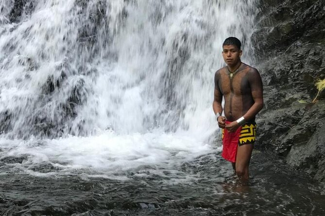 Visit to the Emberá Community at Chagres River and Cascada Bonita