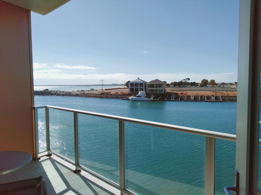 Wallaroo Marina Executive Apartments Review