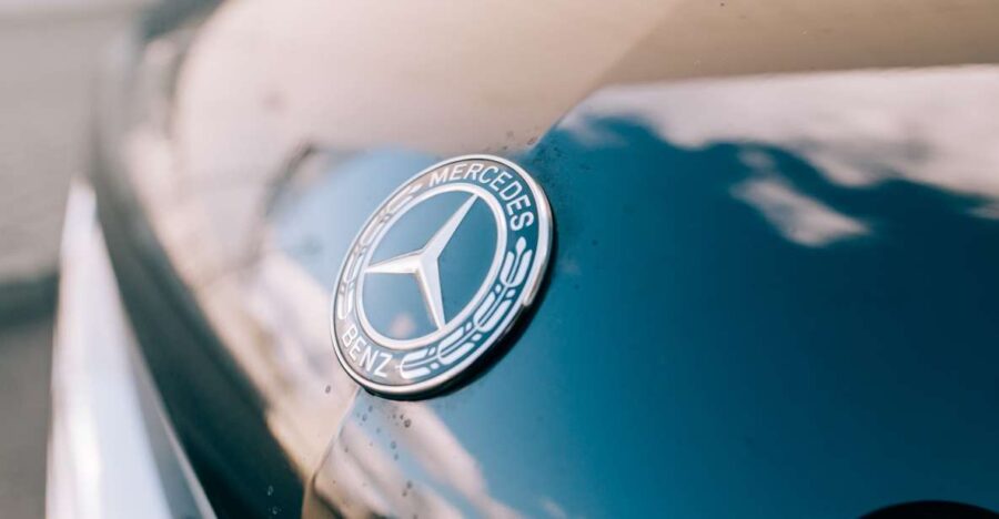 Warsaw: Economy Private Warsaw Okecie Airport Transfer