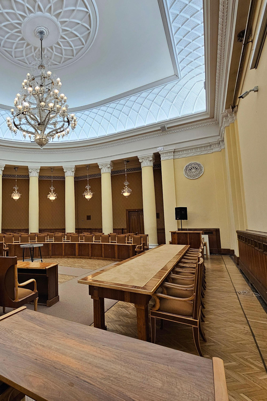 Warsaw: Palace of Culture and Science Guided Tour