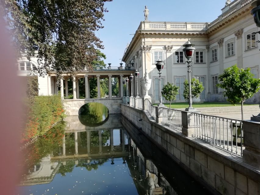 Warsaw: Private 3-Hour Sightseeing Tour by Car With Pickup