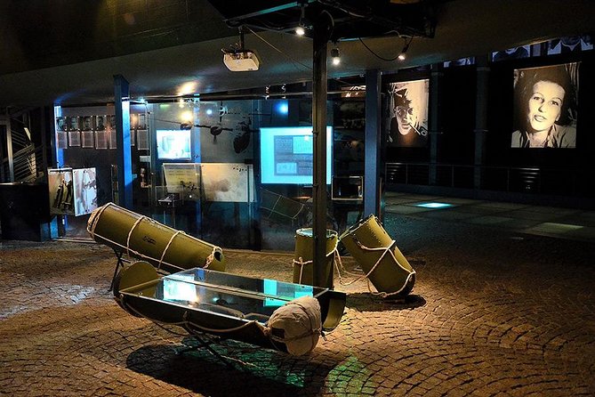 Warsaw Uprising Museum (1944) : PRIVATE SERVICE /inc. Pick-up/