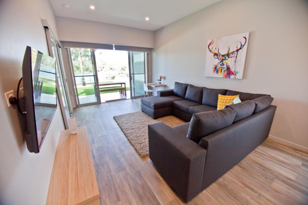 Waterfront Apartments Review