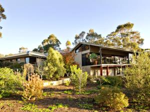 Waters Edge Margaret River Est 2010 - Property Overview