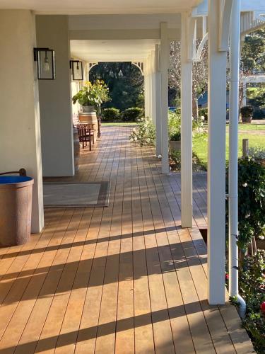 Winniston Lodge Luxury Accommodation - Overview of Winniston Lodge