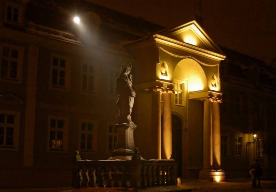 Wroclaw: 2-Hour Mysterious Walking Night Tour - Tour Overview and Pricing