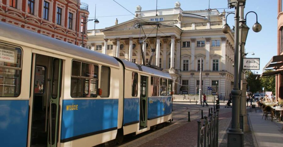 Wroclaw: Tour by Large Historic Tram (1,5 H, 32 Seats)