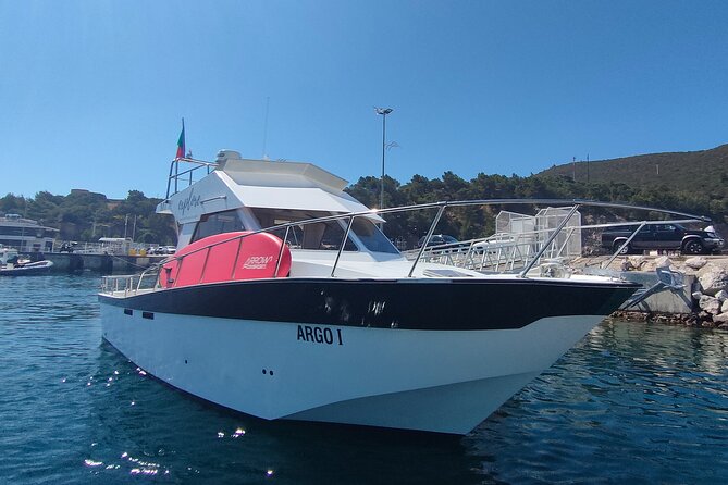 Yacht Tour - Sesimbra and Arrabidas Secret Beaches and Bays