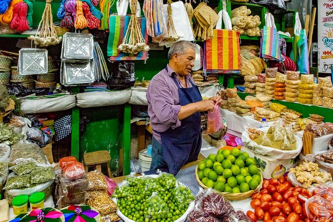 2-Hour Culture and Historical Tour From Guatemala