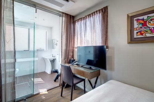 57Hotel - Luxurious Accommodations