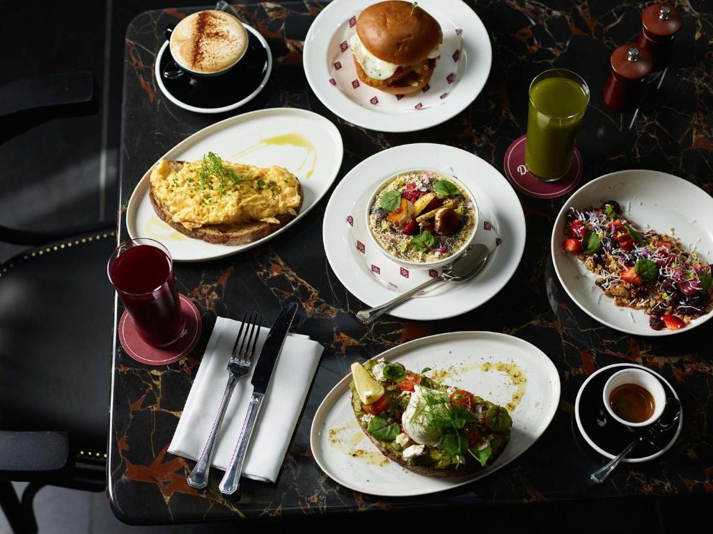 A by Adina Sydney Review